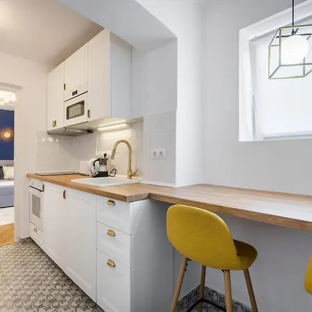 Bpr Unique With A/c *