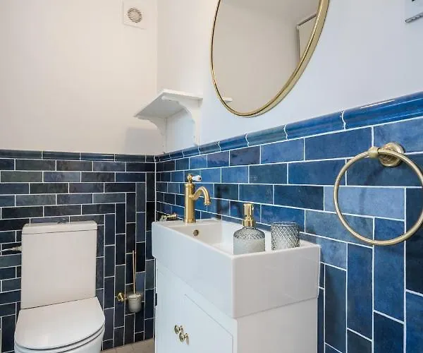 Bpr Unique With A/c Apartament