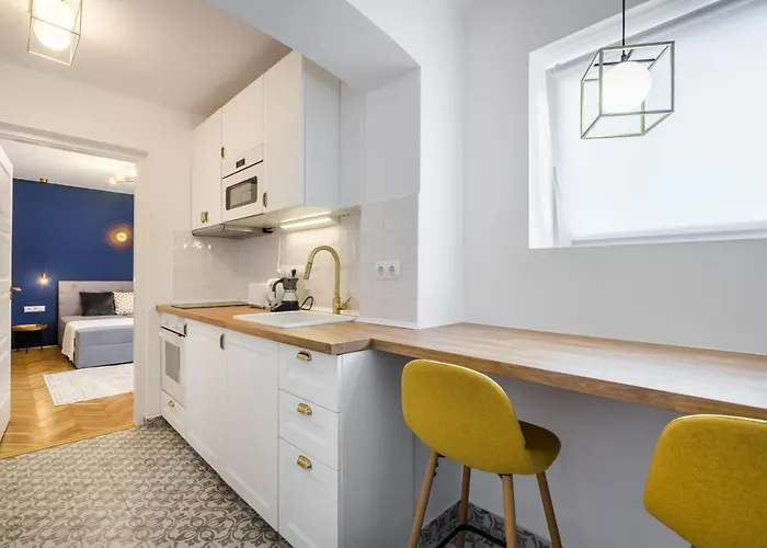 Bpr Unique With A/c *