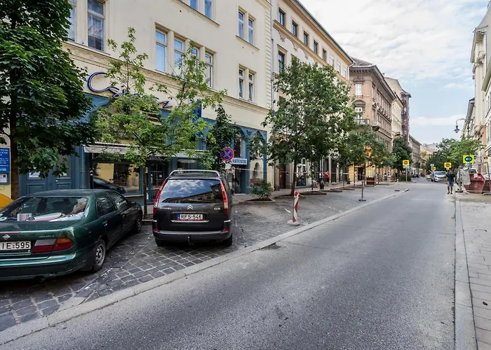 Bpr Unique With A/c Apartament *